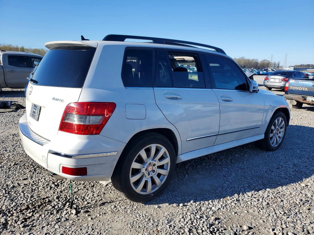 2010 Mercedes-Benz Glk 350 4Matic - Image 3