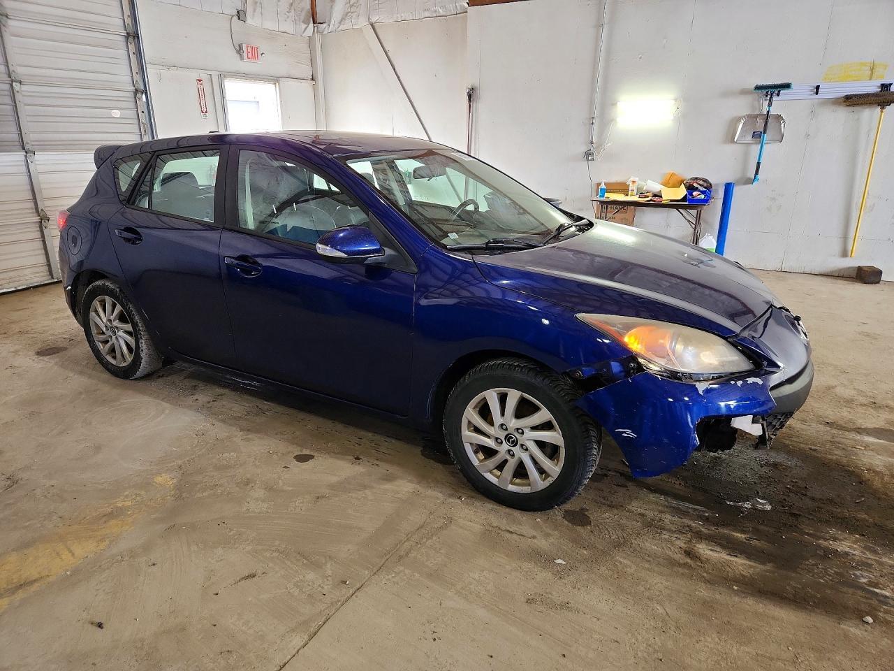 2013 Mazda 3 I - Image 4