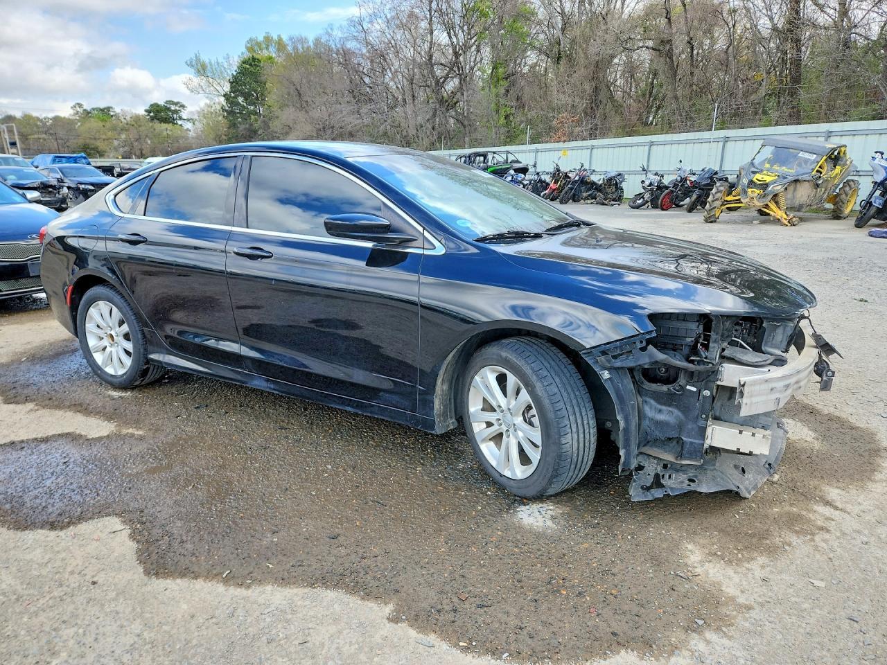 2017 Chrysler 200 Limited - Фото 4