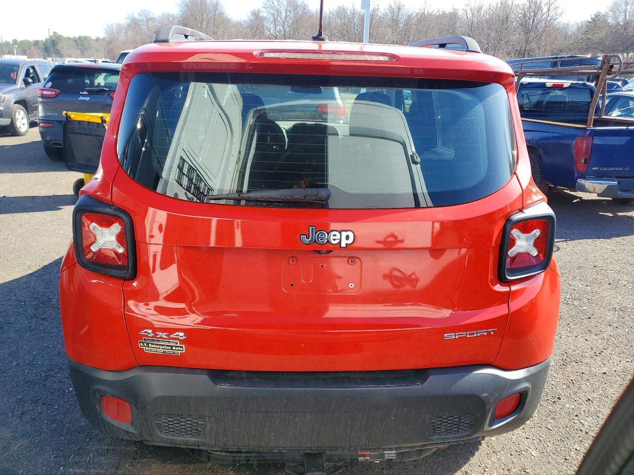 2016 Jeep Renegade Sport - Фото 6