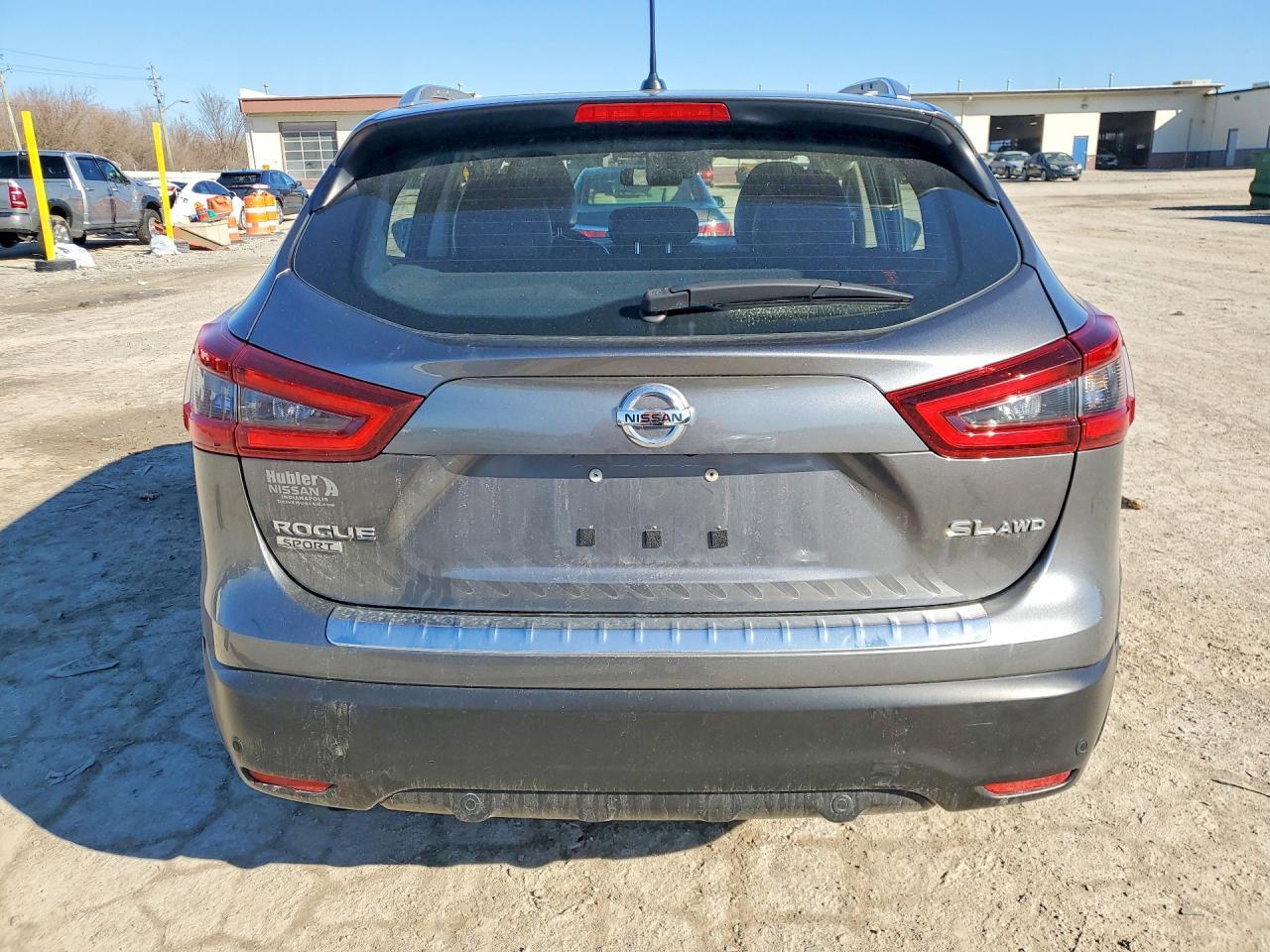 2022 Nissan Rogue Sport Sl - Image 6