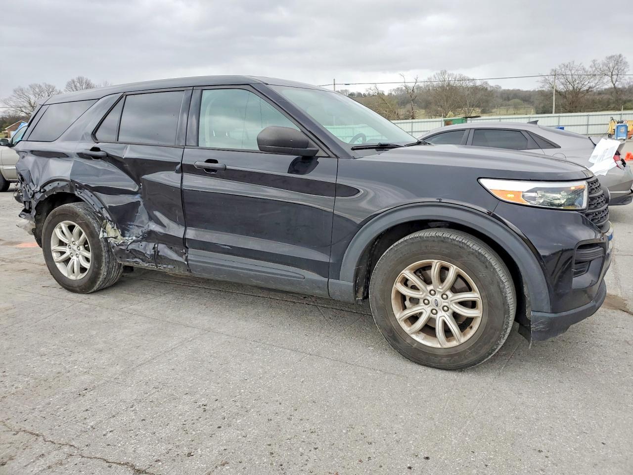 2021 Ford Explorer Base - Фото 4