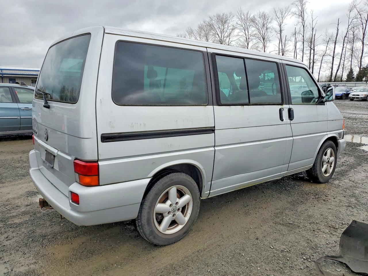 2001 Volkswagen Eurovan Mv - Image 3
