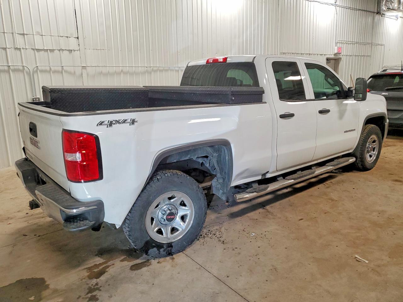 2017 GMC Sierra K1500 - Фото 3