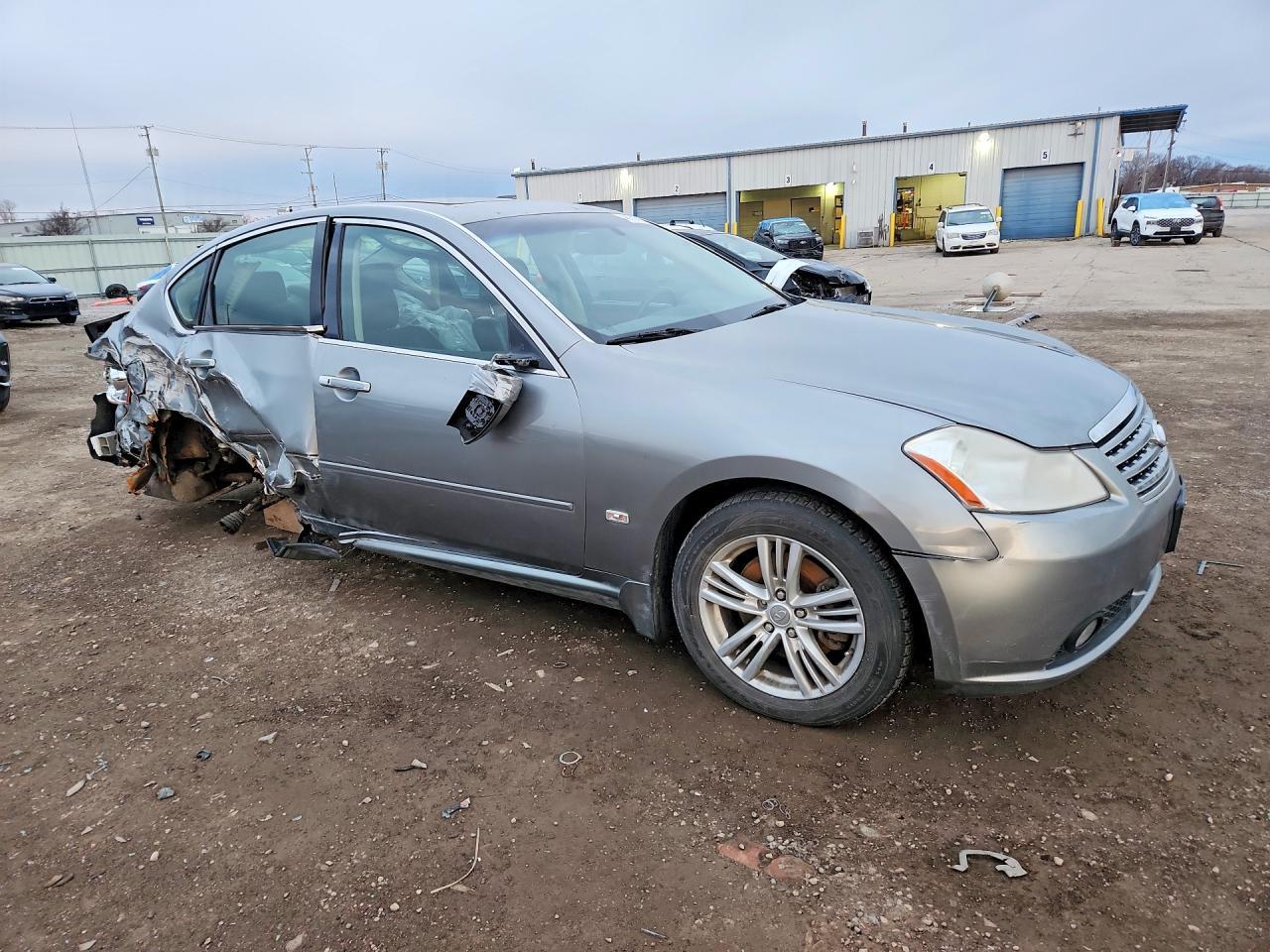 2007 Infiniti M35 X - Image 4
