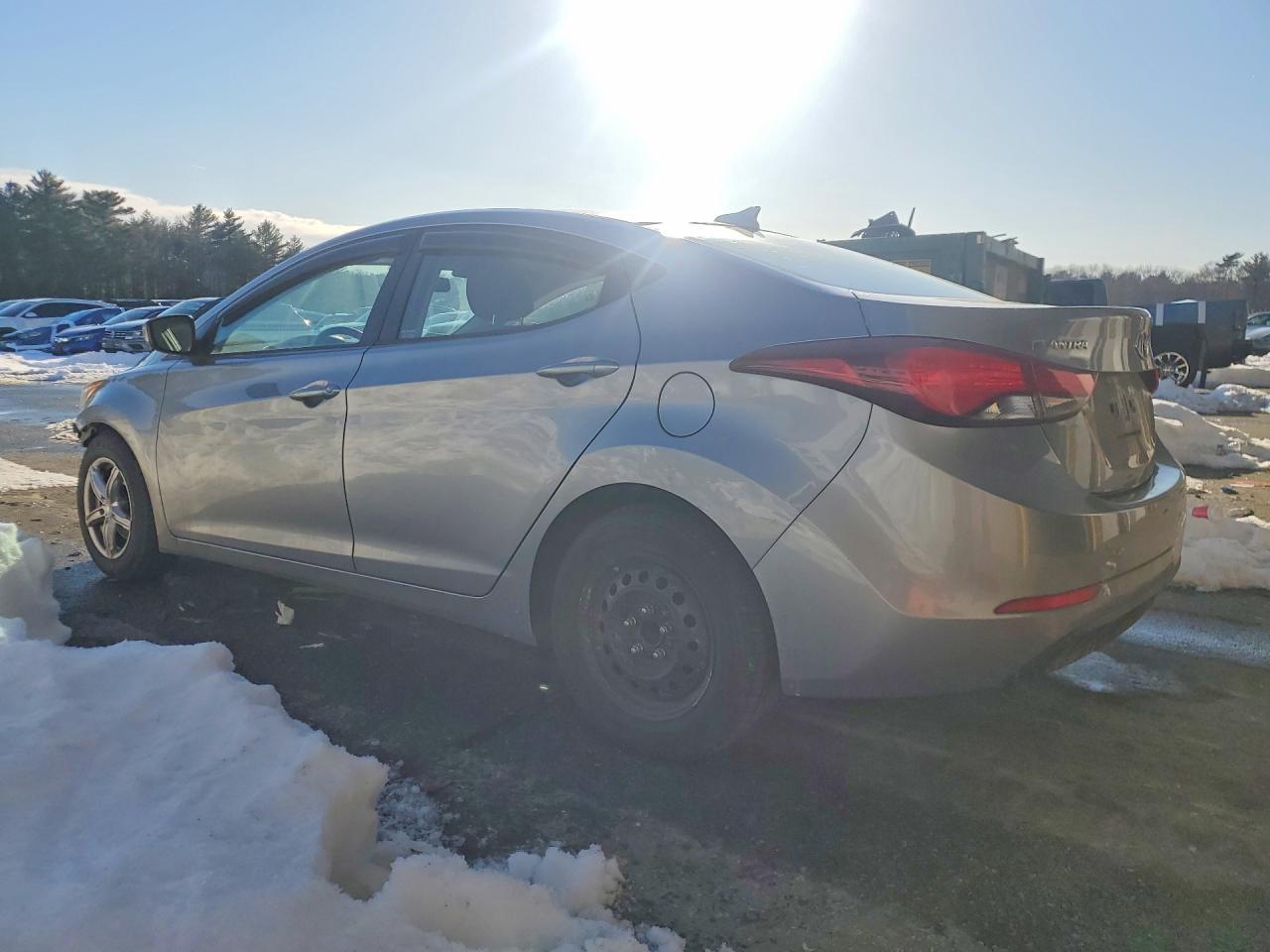 2016 Hyundai Elantra Se - Фото 2