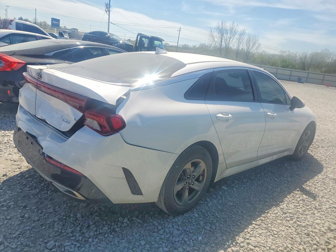 2021 Kia K5 Lxs - Image 3