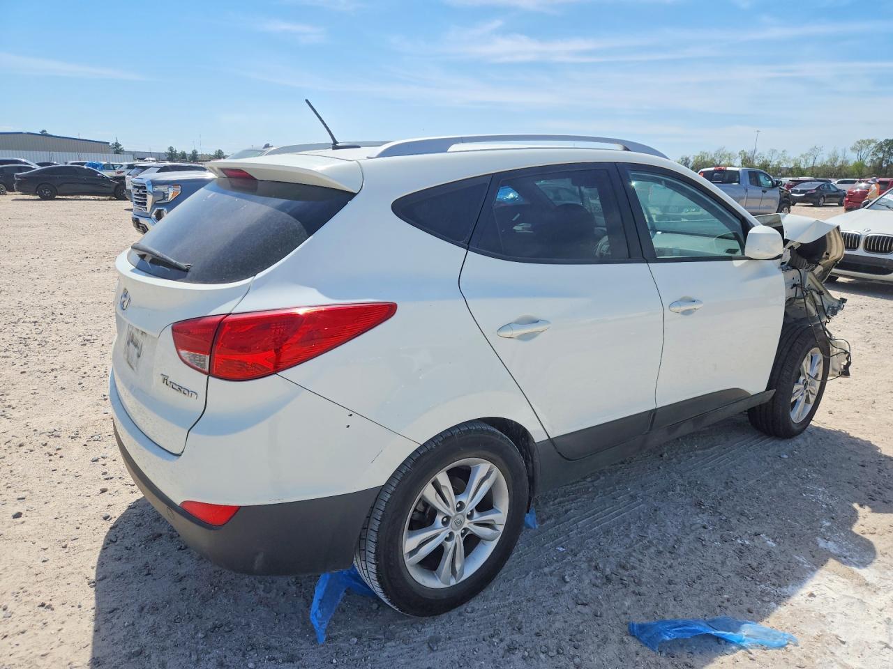 2011 Hyundai Tucson - Фото 3