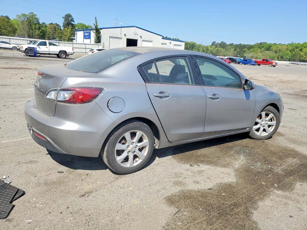 2011 Mazda 3 I - Фото 3