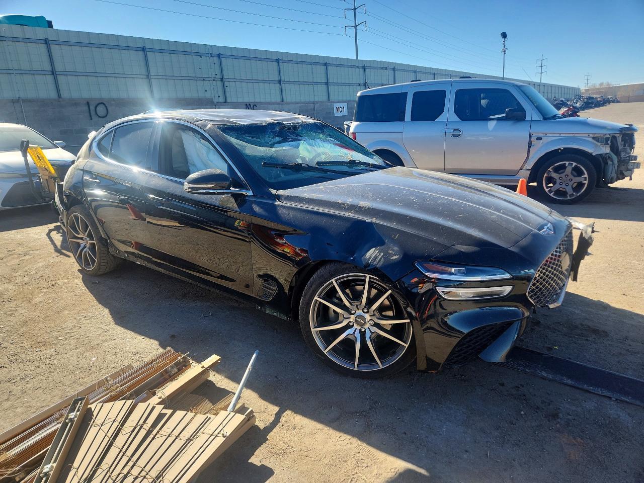 2023 Genesis G70 2.0T - Фото 4