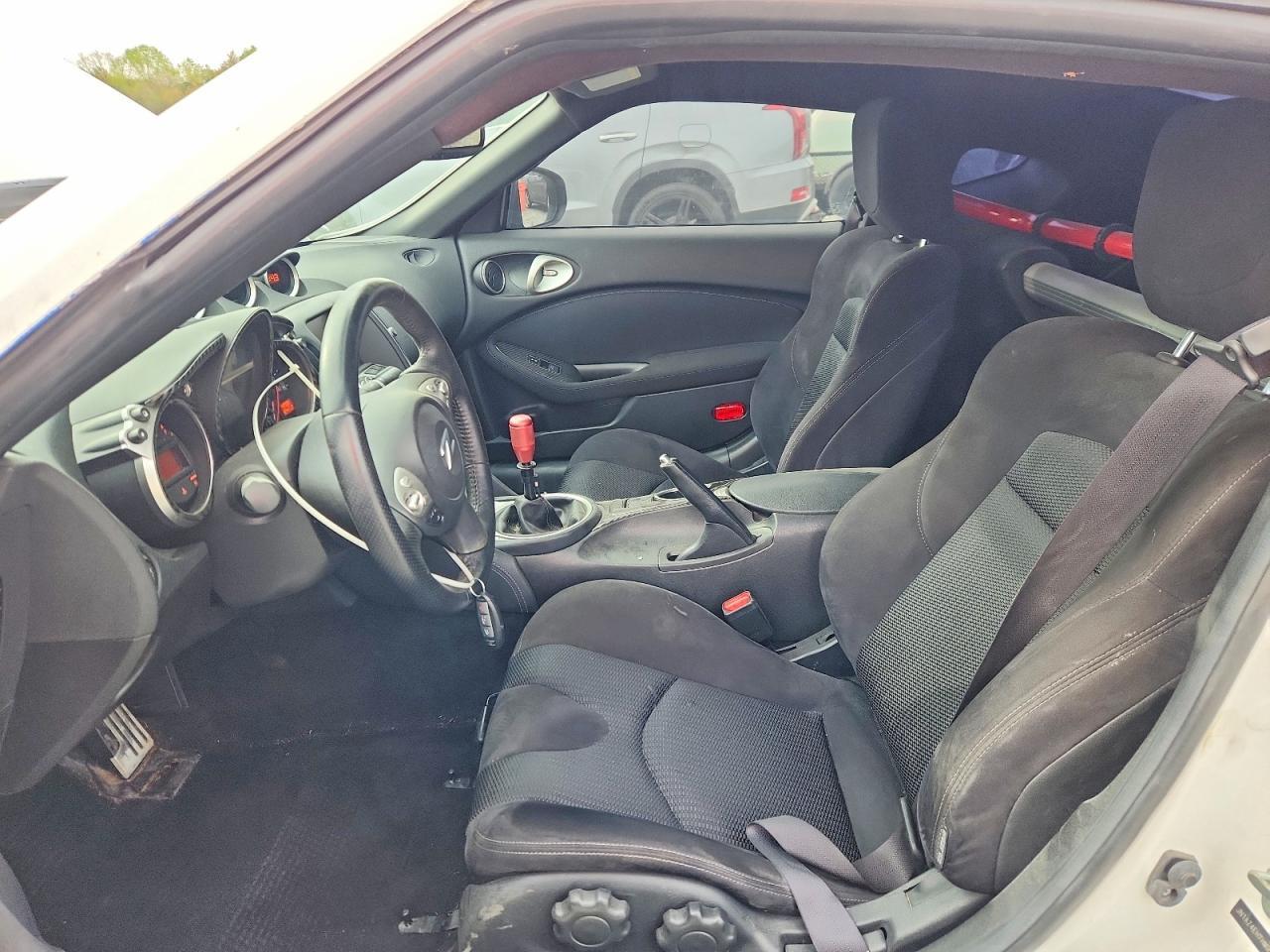 2017 Nissan 370Z Sport Tech - Фото 7