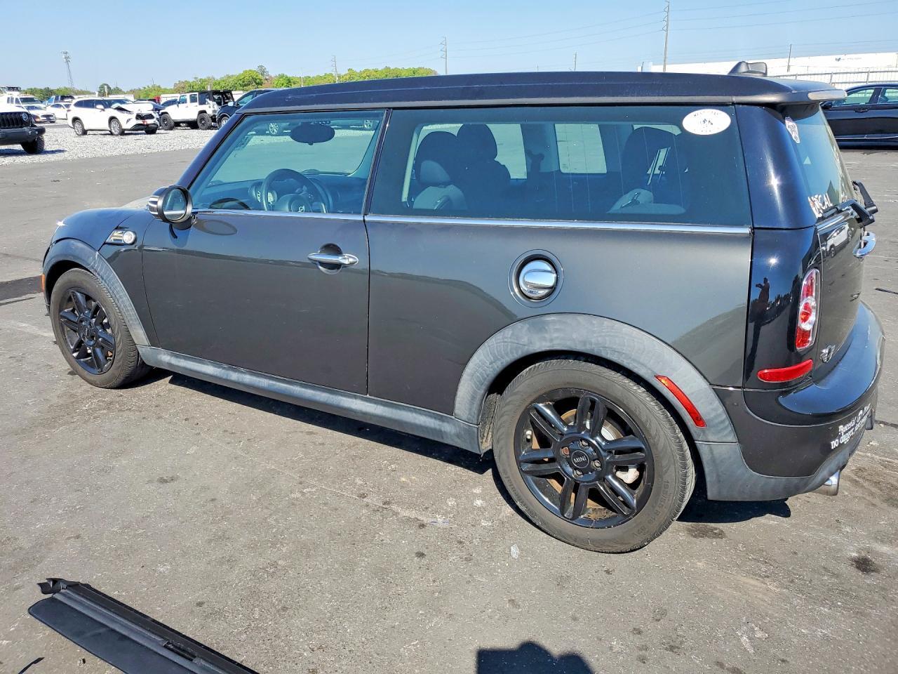 2012 Mini Cooper S Clubman - Image 2