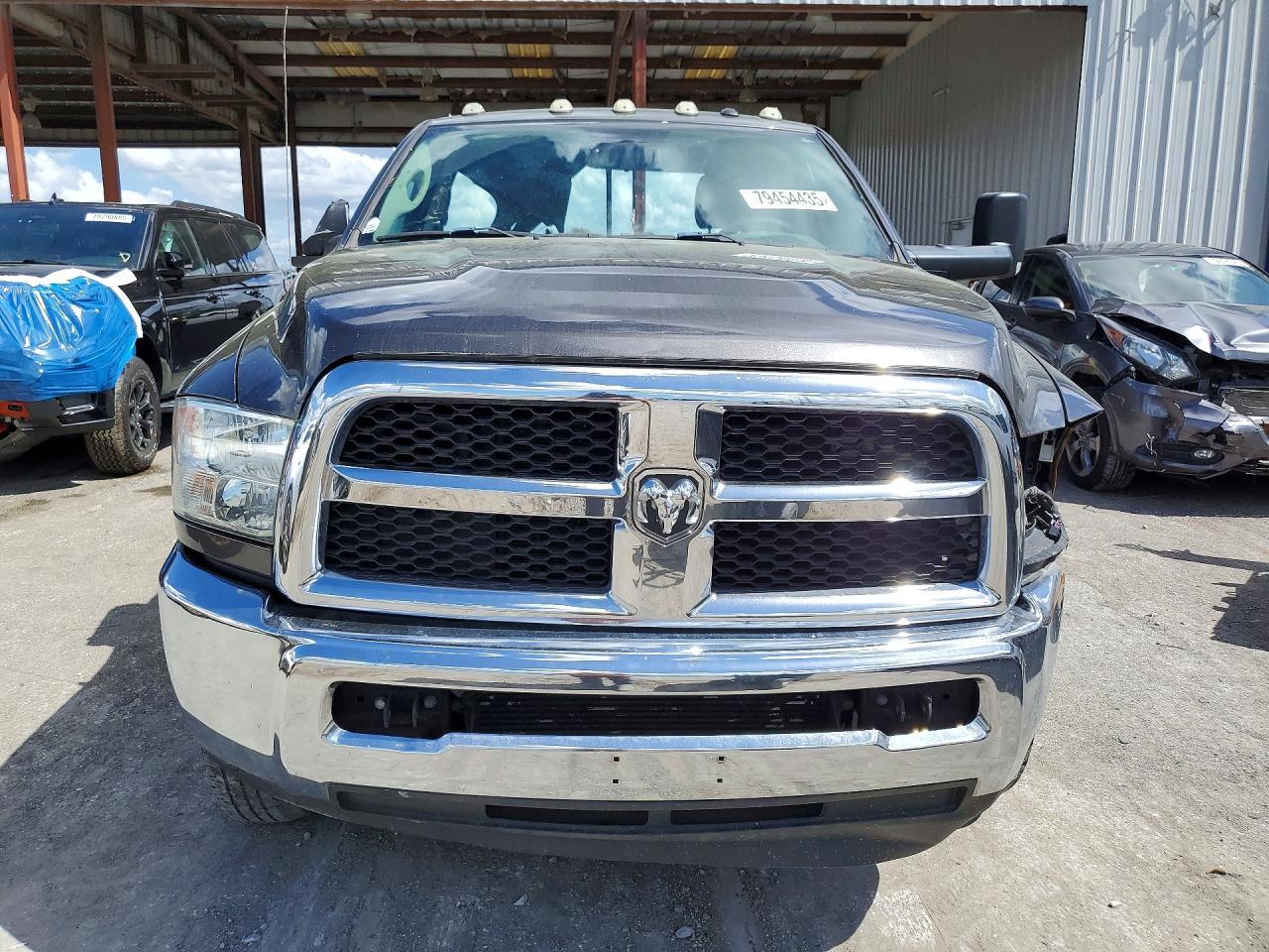 2018 Ram 3500 St - Фото 5