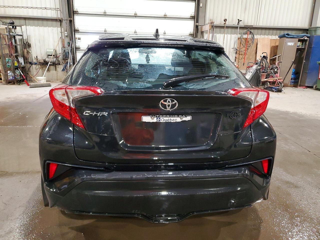 2018 Toyota C-Hr Xle - Image 6