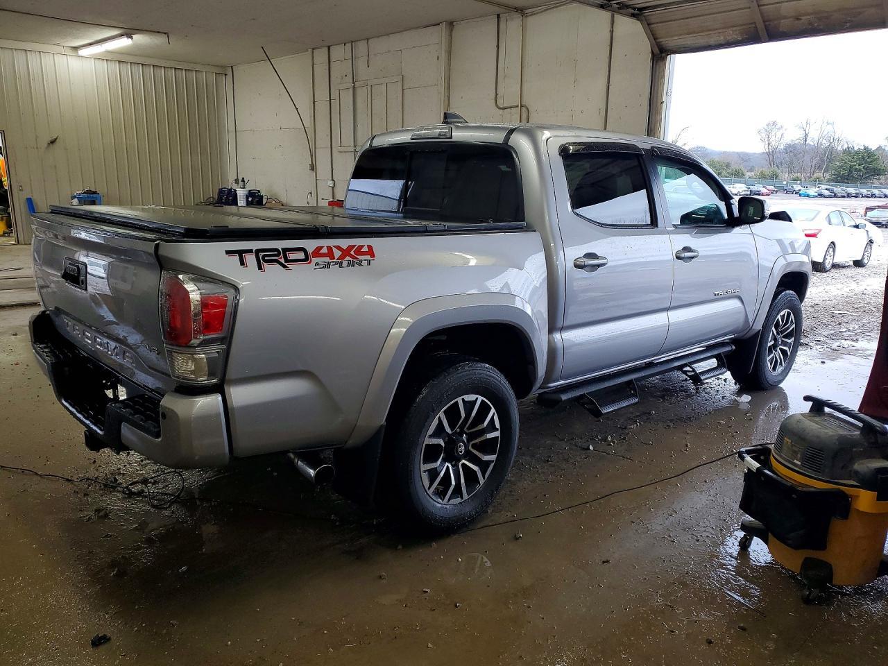 2020 Toyota Tacoma Trd Sport - Image 3
