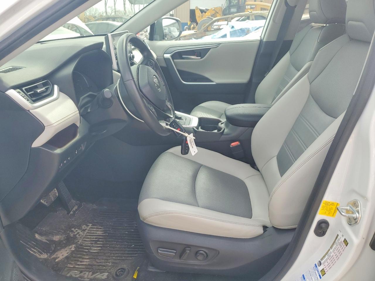 2019 Toyota Rav4 Limited - Фото 7