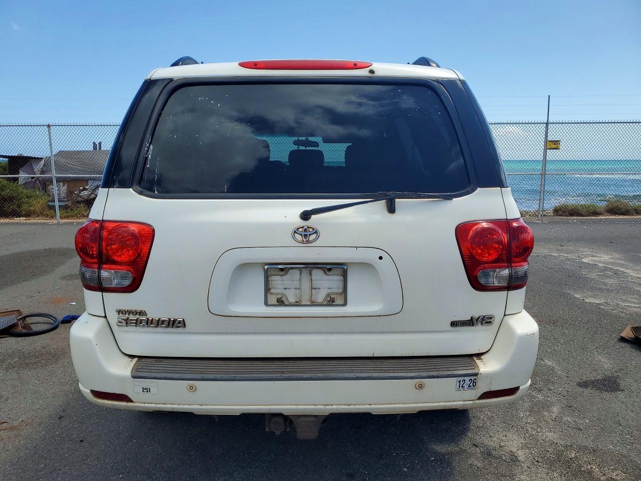 2007 Toyota Sequoia Sr5 - Image 6