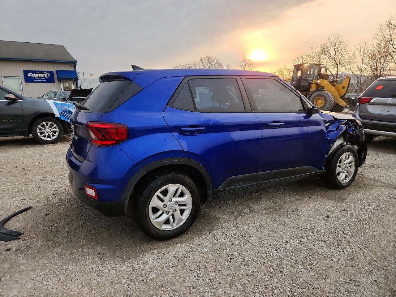 2021 Hyundai Venue Se - Фото 3