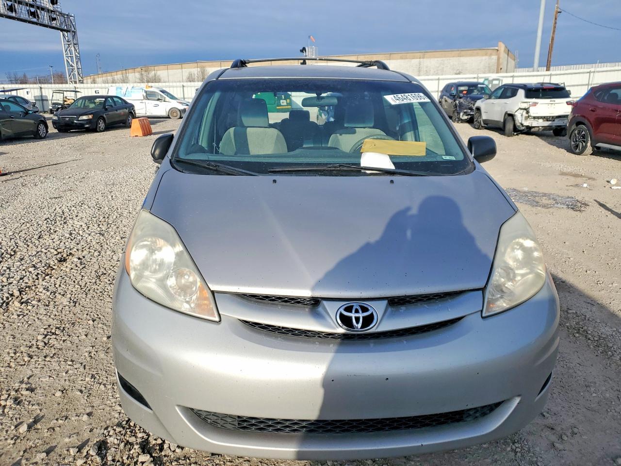 2009 Toyota Sienna Le 8-Passenger - Фото 5