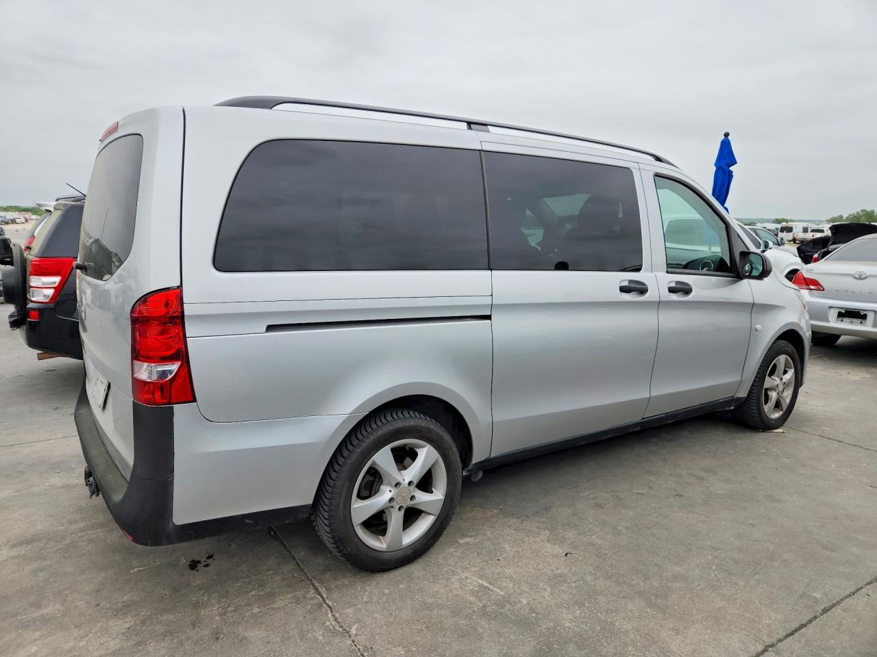 2016 Mercedes-Benz Metris - Фото 3