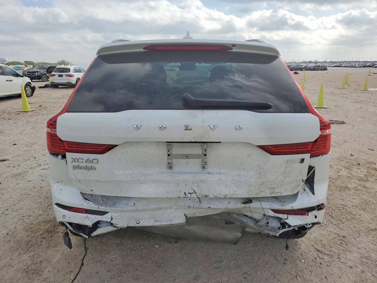 2024 Volvo Xc60 Core - Image 6