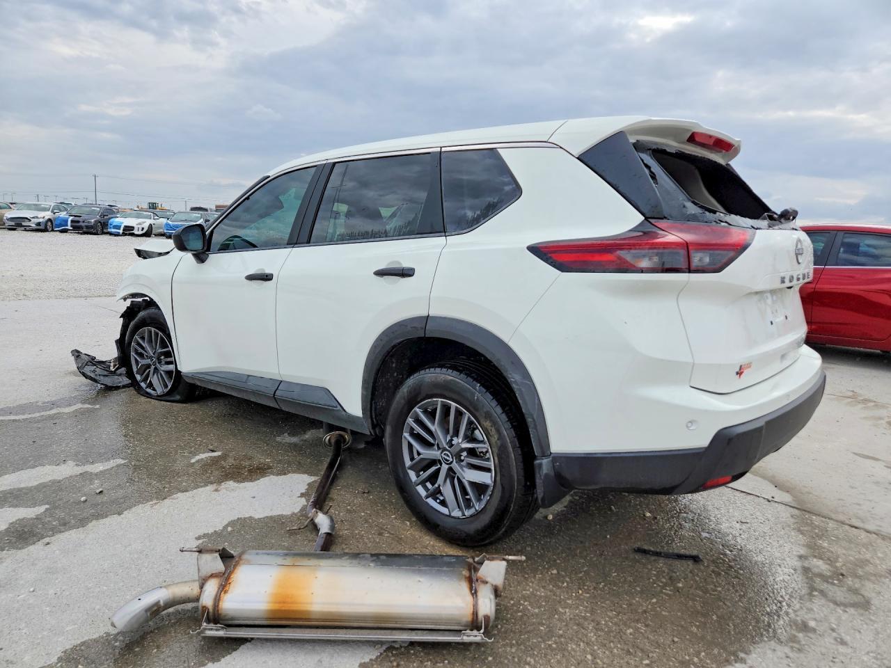 2026 Nissan Rogue S - Фото 2