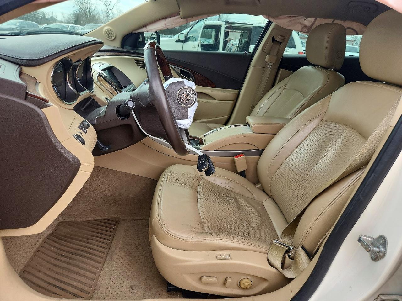2012 Buick Lacrosse Touring - Image 7