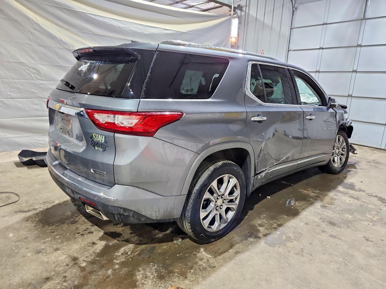 2018 Chevrolet Traverse Premier - Фото 3