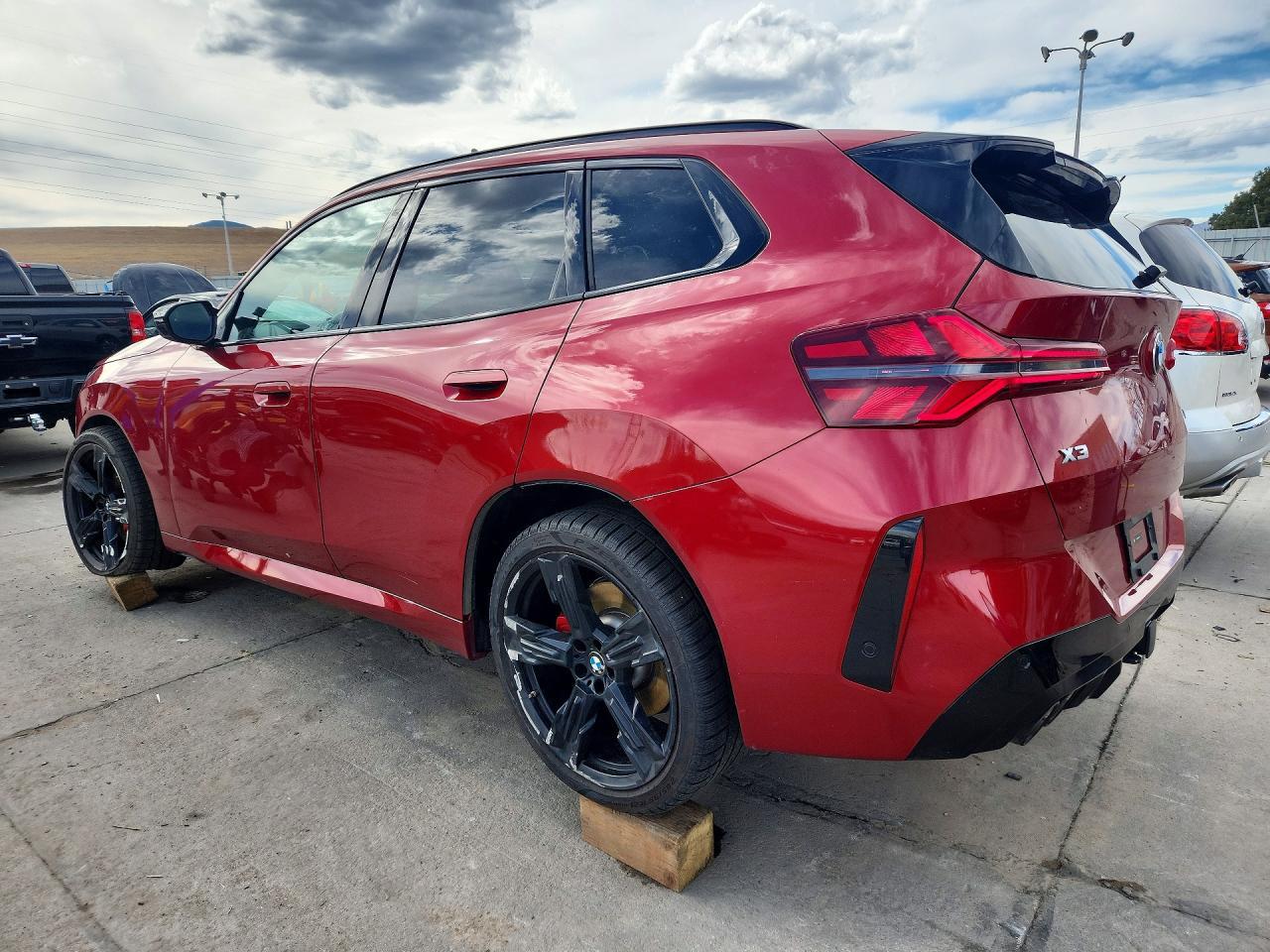 2025 BMW X3 M50 - Фото 2