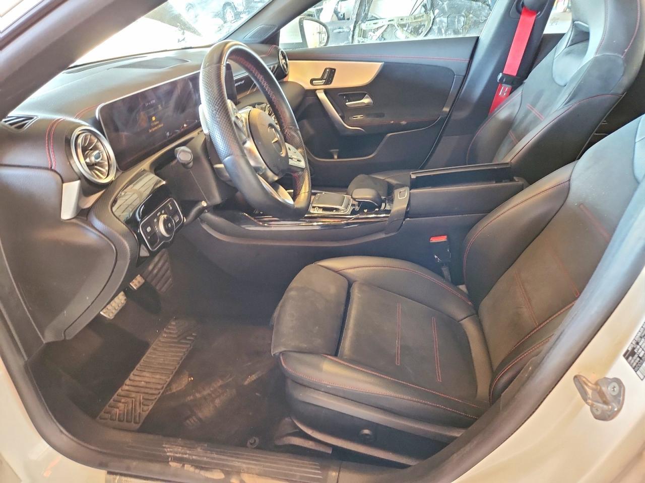 2020 Mercedes-Benz Cla Amg 35 4Matic - Фото 7