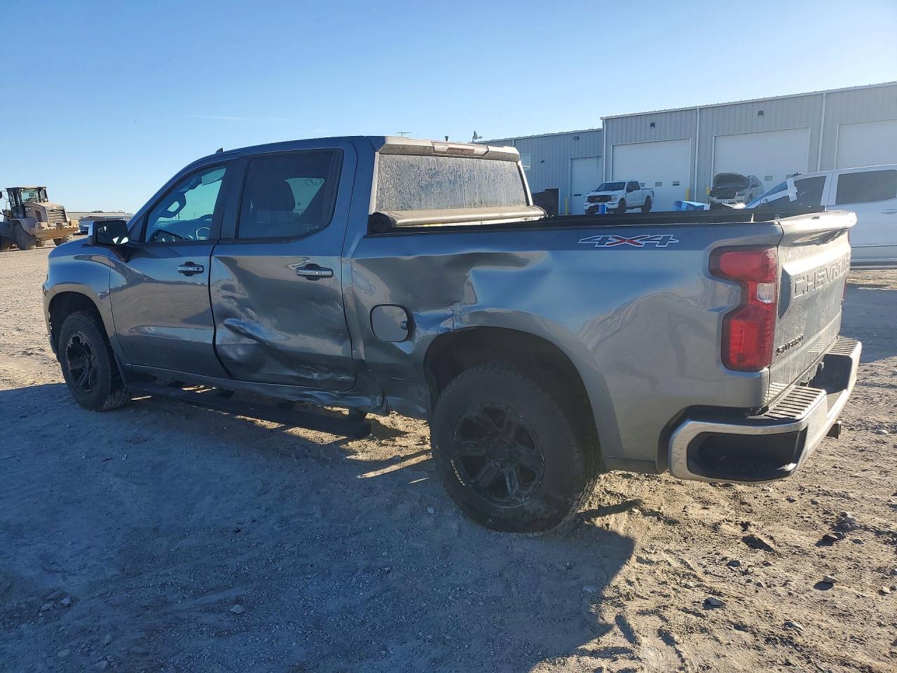 2019 Chevrolet Silverado K1500 Lt - Image 2