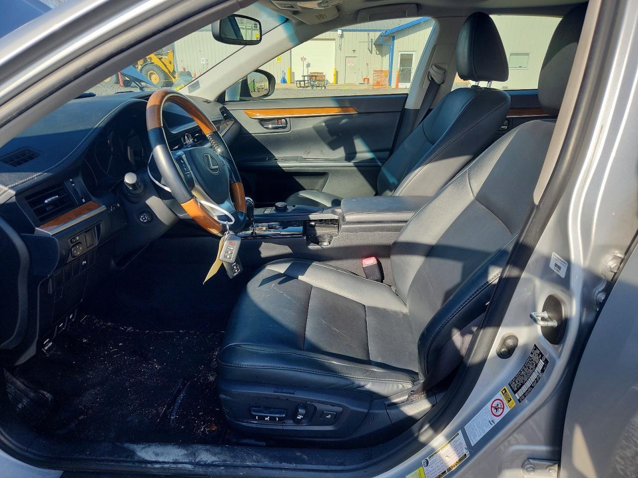 2013 Lexus Es 300H Base - Фото 7