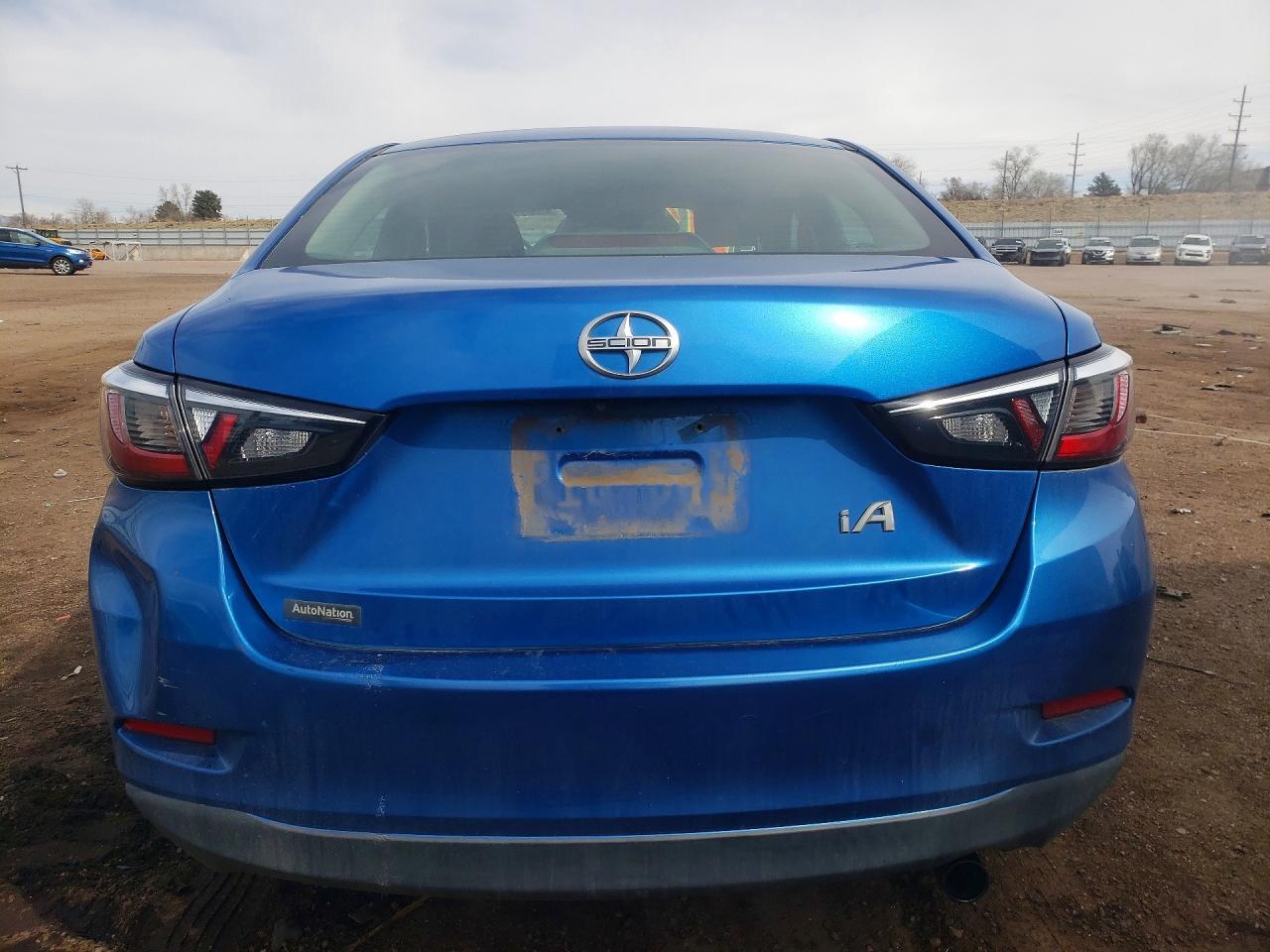 2016 Scion Ia Base - Фото 6