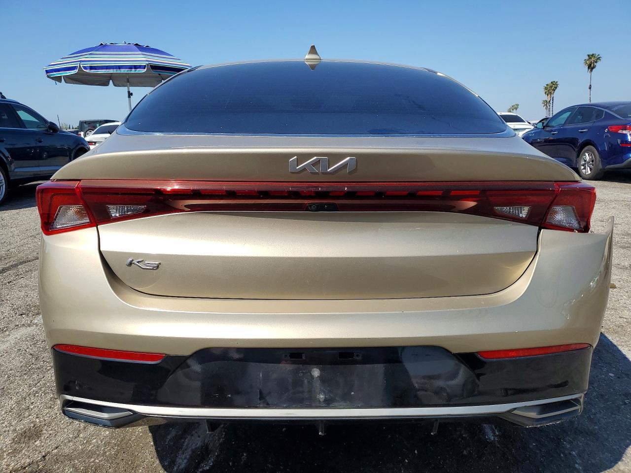 2022 Kia K5 Lxs - Image 6