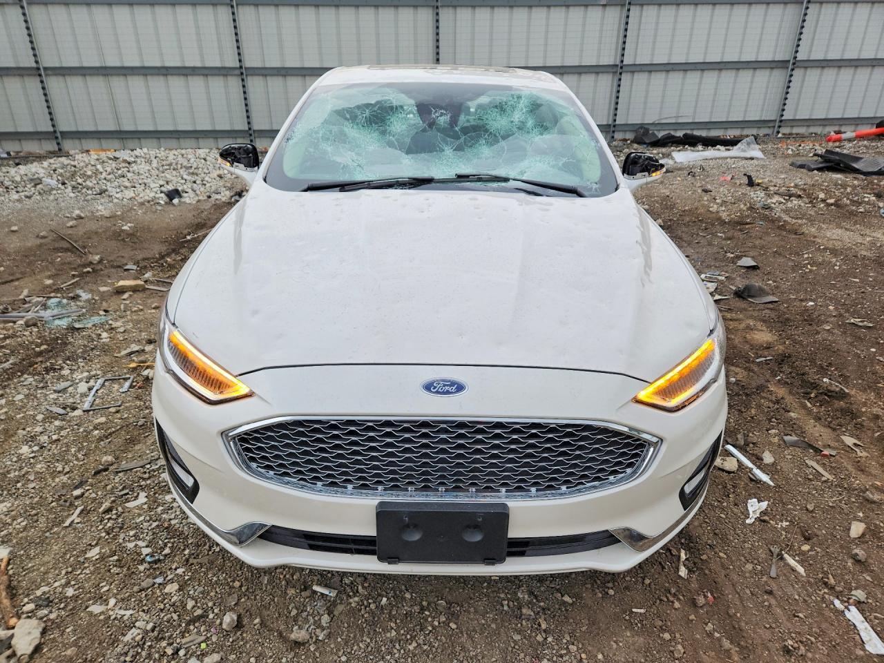 2020 Ford Fusion Titanium - Image 5