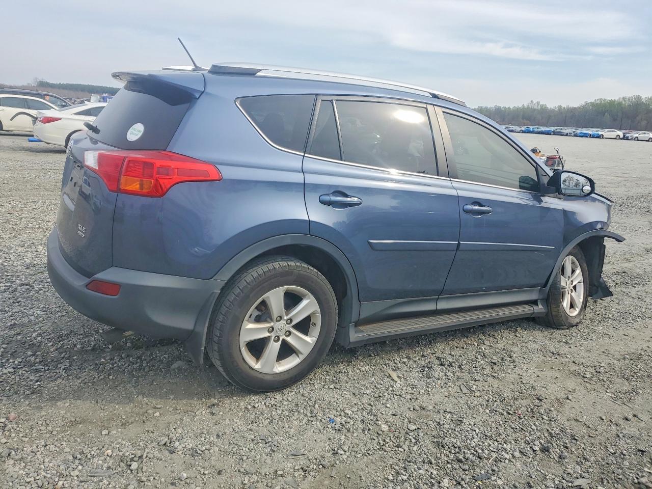 2014 Toyota Rav4 Xle - Фото 3