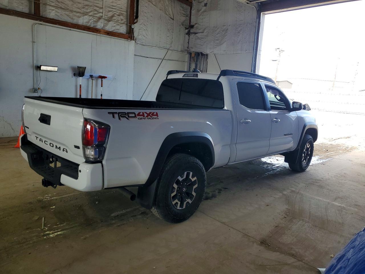 2023 Toyota Tacoma Trd Off-Road - Фото 3