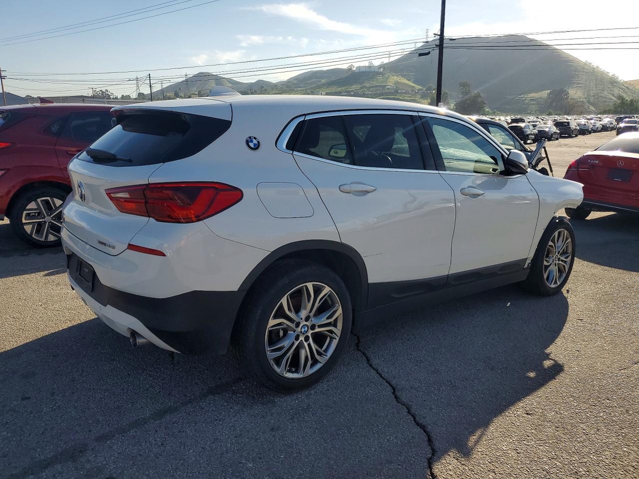 2020 BMW X2 xDrive28I - Image 3