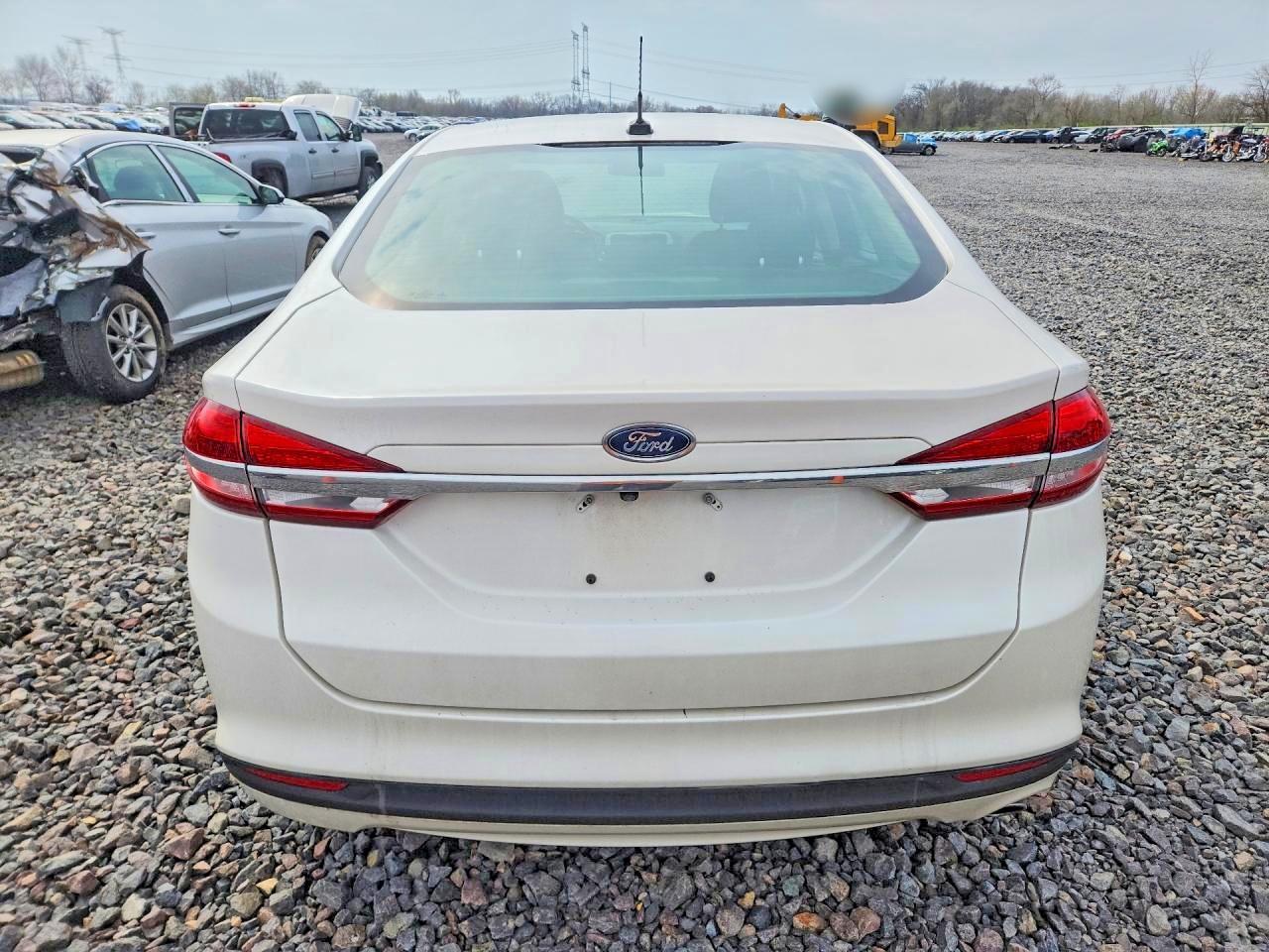 2018 Ford Fusion Se Hybrid - Image 6