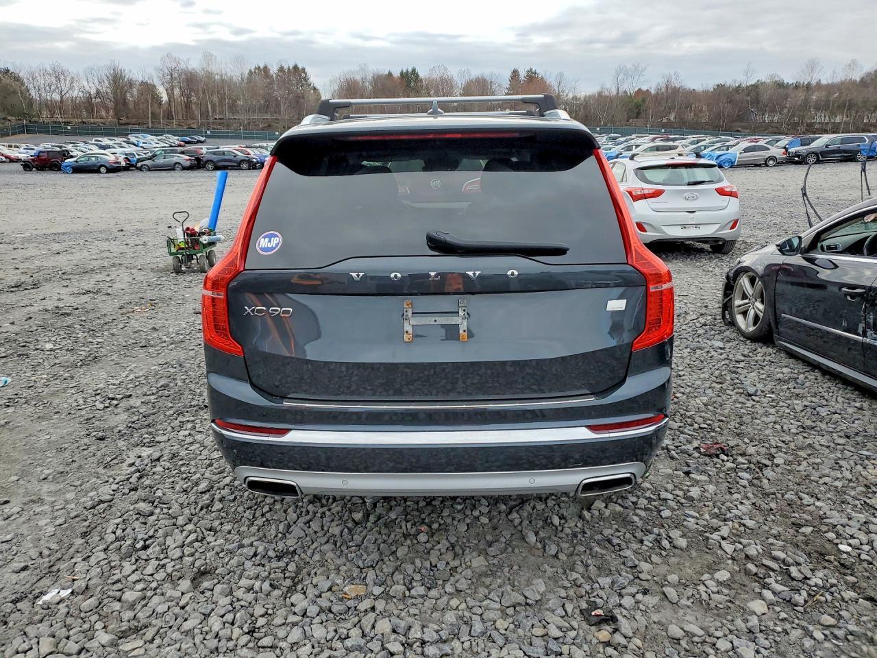2021 Volvo Xc90 T8 Recharge Inscription Express - Image 6