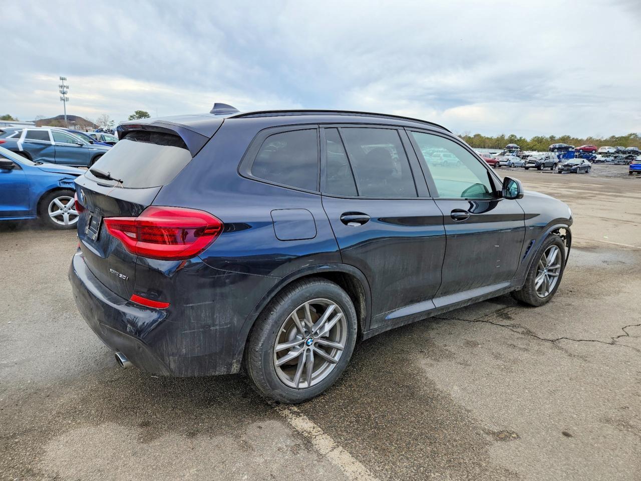 2020 BMW X3 xDrive30I - Фото 3