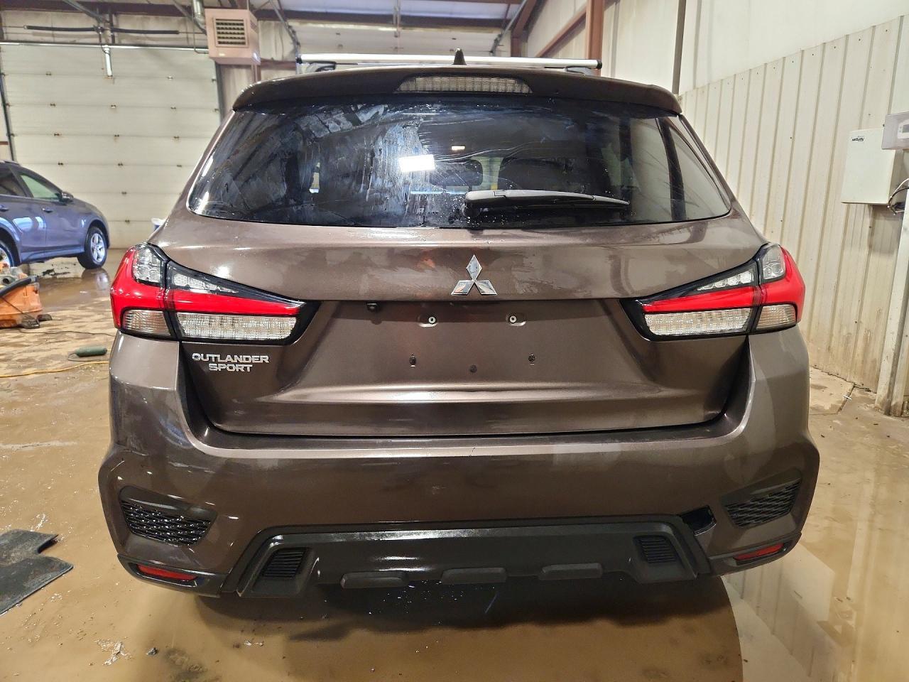 2021 Mitsubishi Outlander Sport Es - Image 6