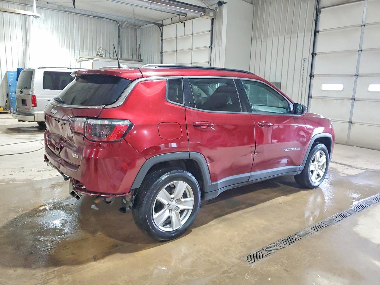 2022 Jeep Compass Latitude - Фото 3