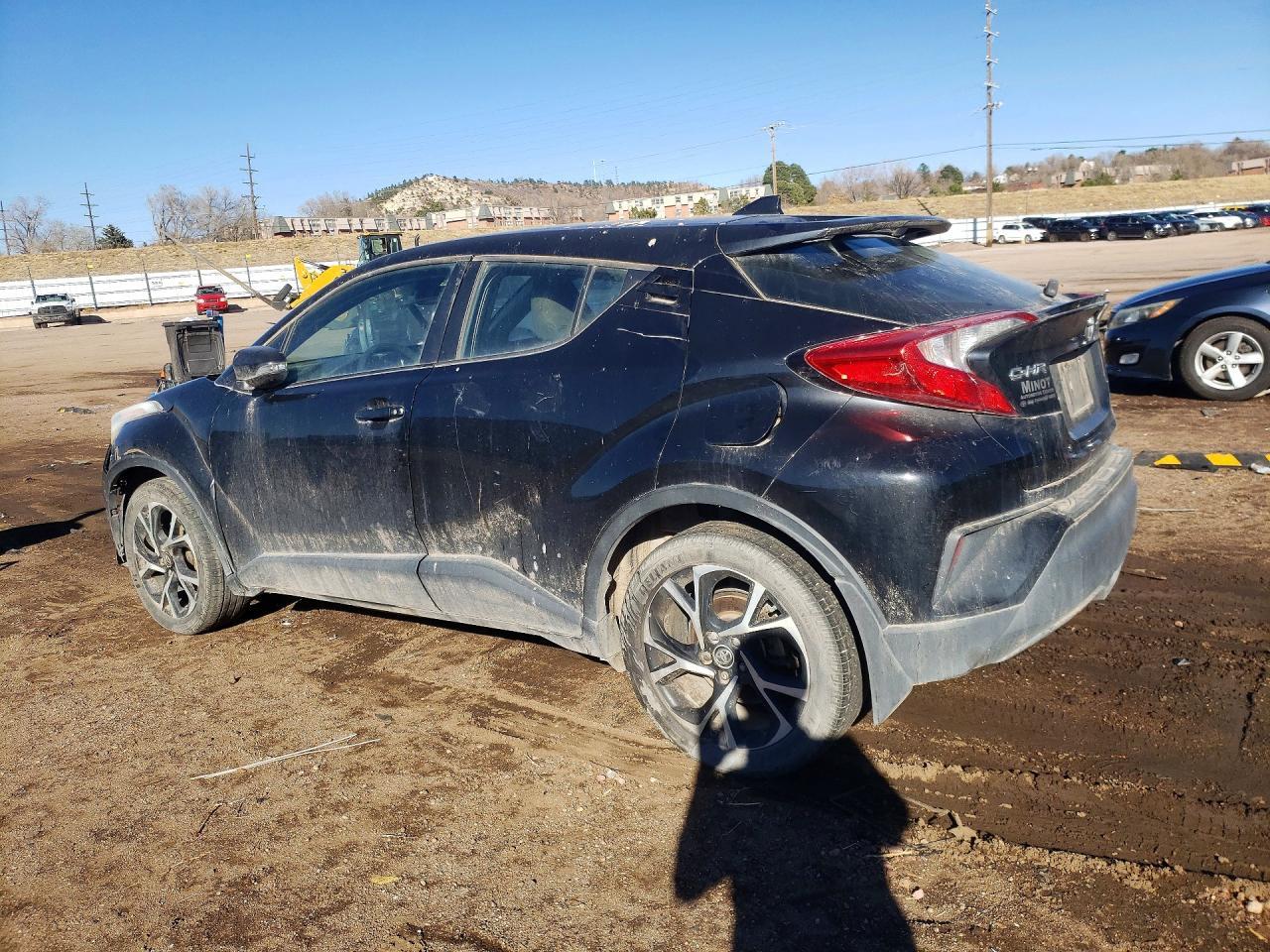 2018 Toyota C-Hr Xle - Image 2