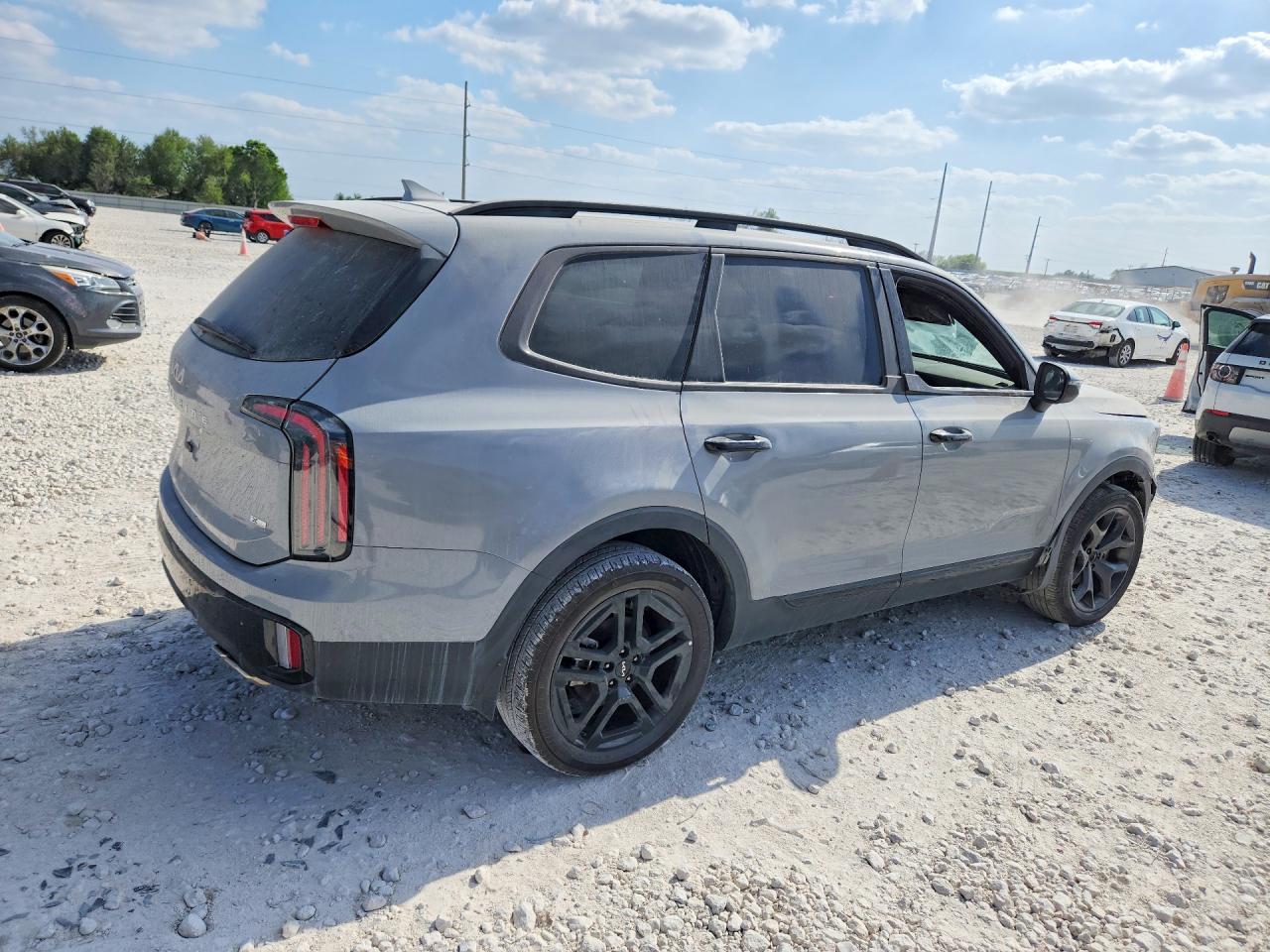 2024 Kia Telluride Ex X-Line - Фото 3