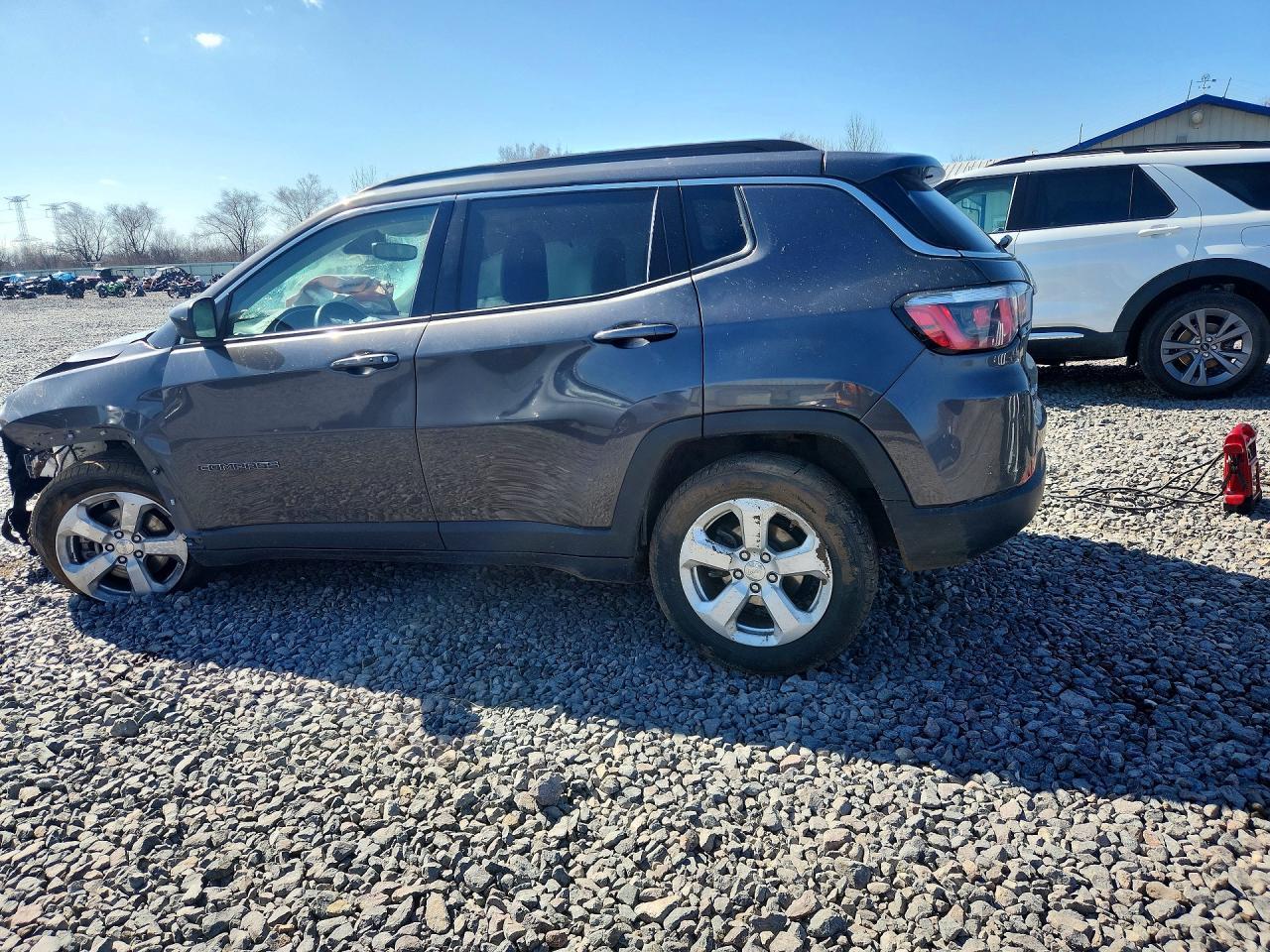 2018 Jeep Compass Latitude - Фото 2