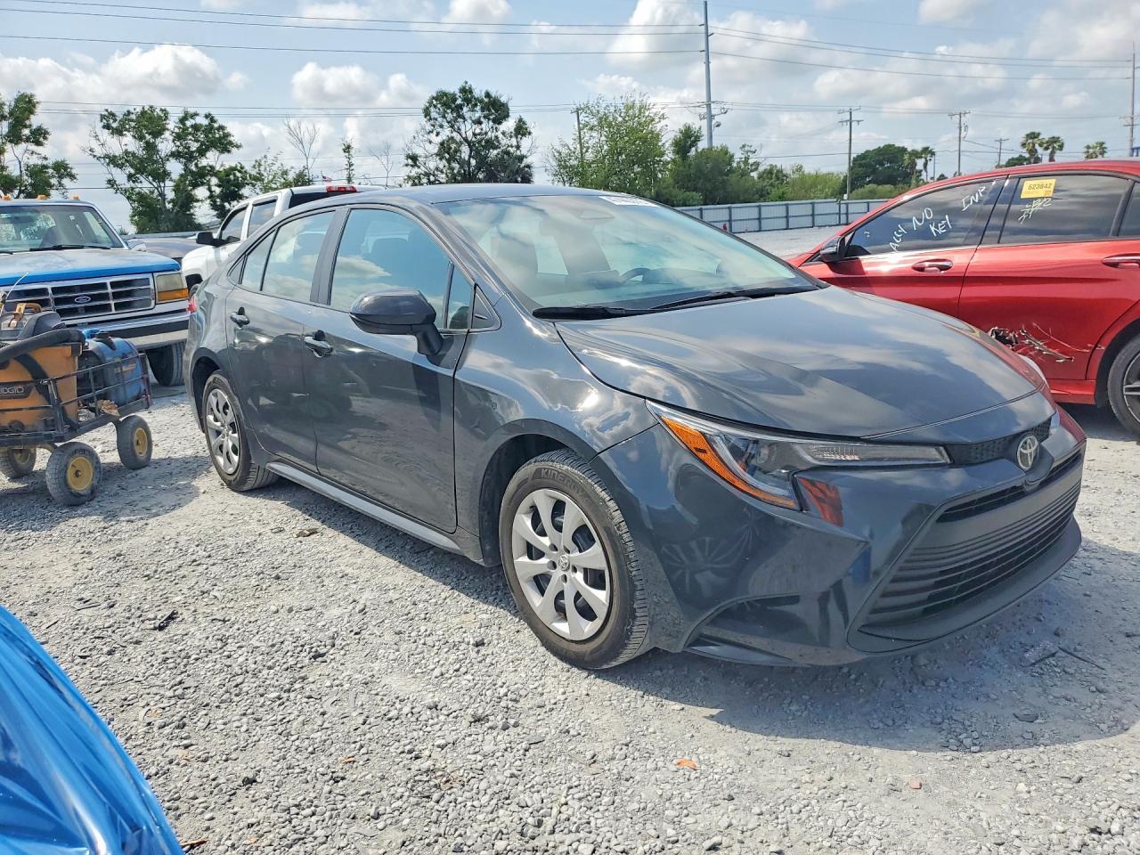 2024 Toyota Corolla Le - Фото 4