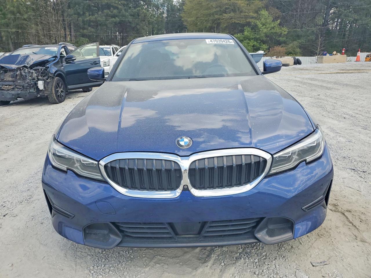 2019 BMW 330I - Фото 5