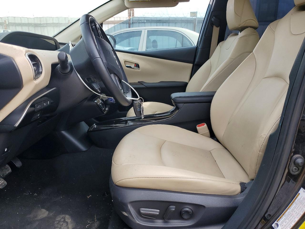 2019 Toyota Prius Xle - Image 7