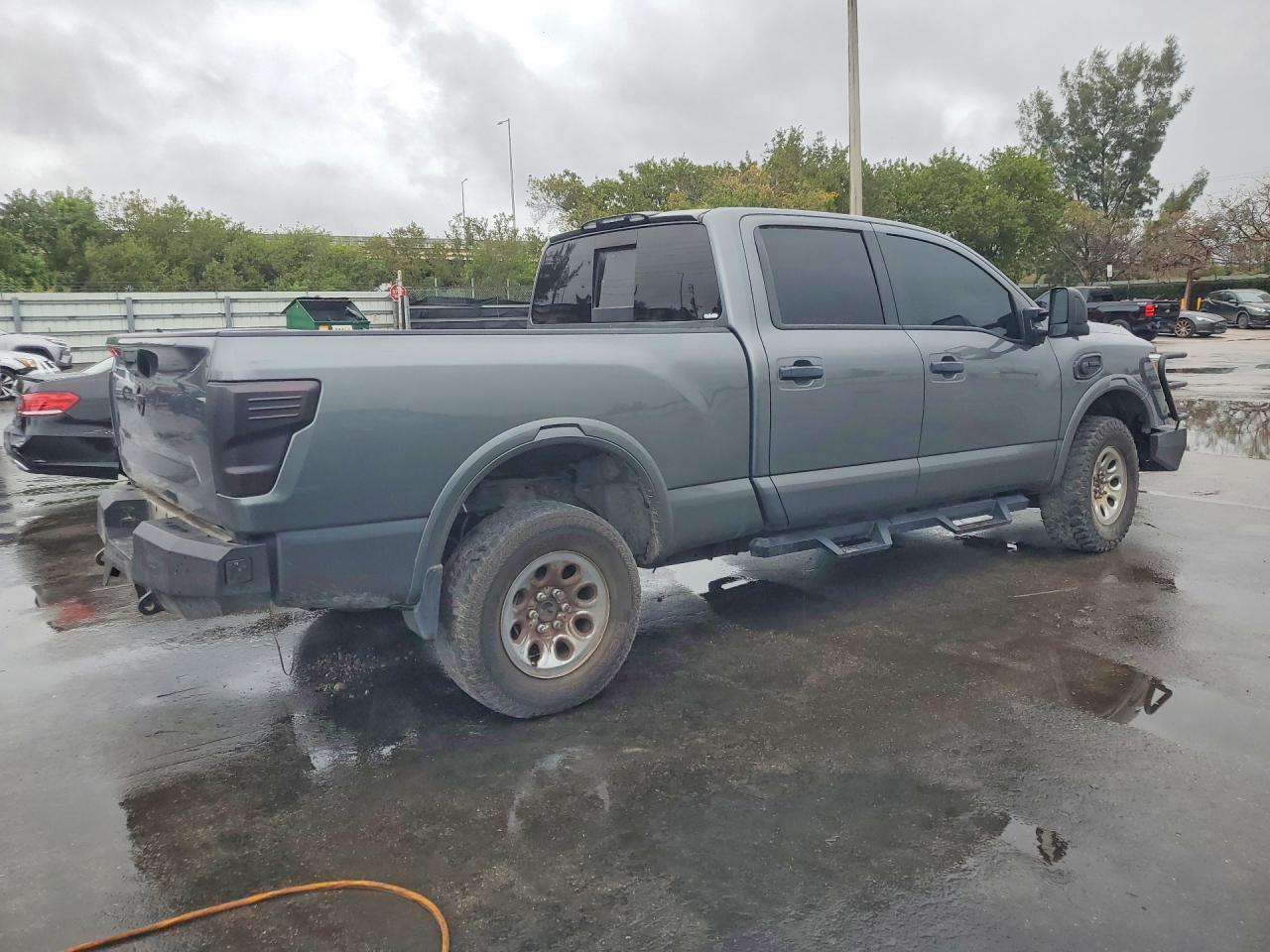 2019 Nissan Titan Xd Pro-4X - Фото 3